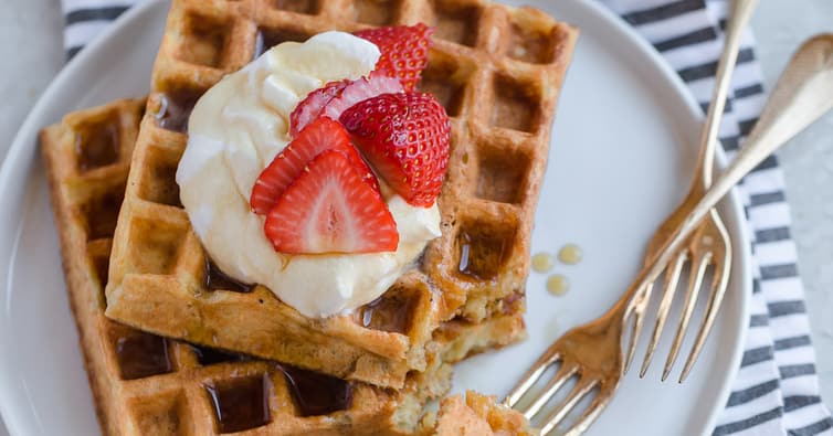 Fluffy and Crisp Buttermilk Waffles