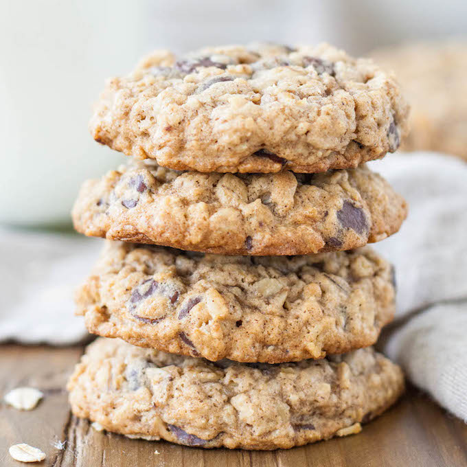 Oatmeal Chocolate Chip Cookies – Liv for Cake