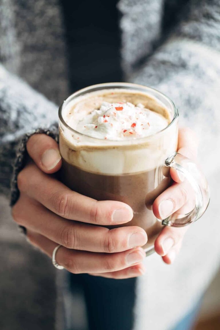 Cozy Homemade Peppermint Mocha Recipe