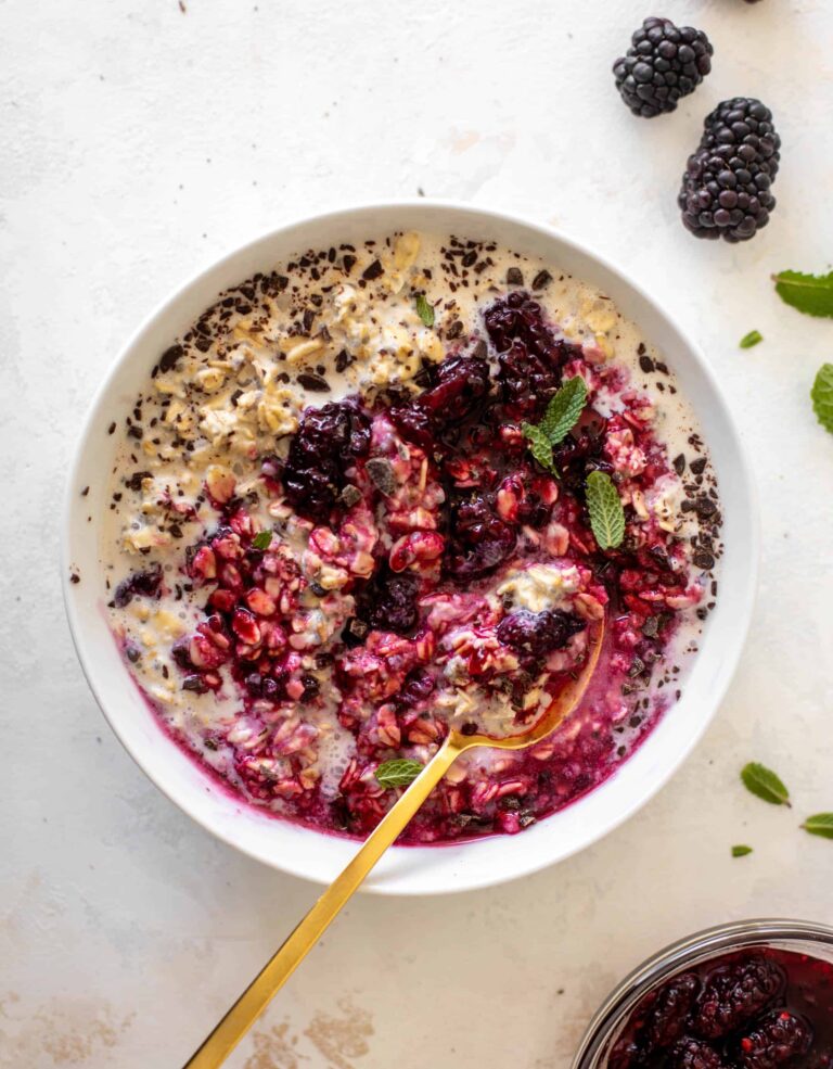 Blackberry Chip Overnight Oats