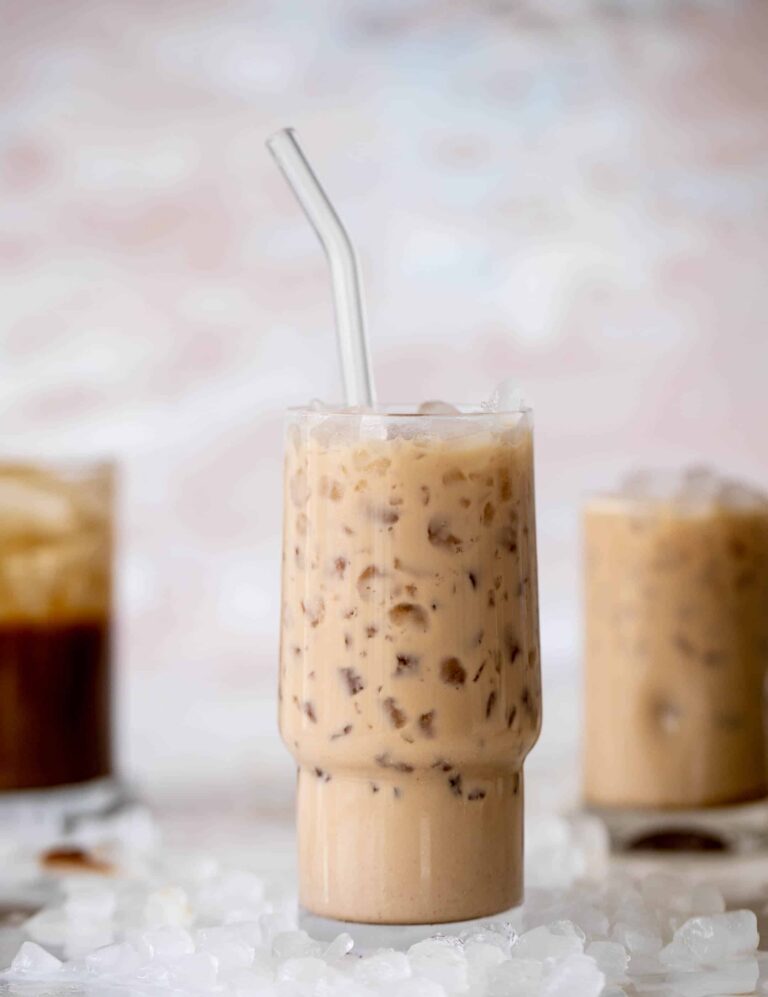 Peanut Butter Iced Lattes – Peanut Butter Iced Coffee