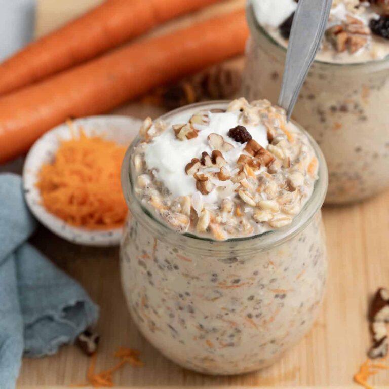Carrot Cake Overnight Oats  – Healthy Fitness Meals